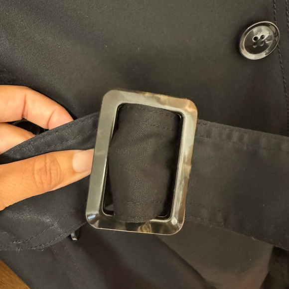 Banana Republic Trench Coat - Picture 4 of 4